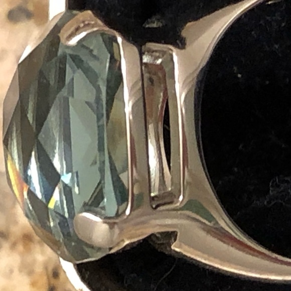 Gorgeous ring hate to part with it - Picture 3 of 6